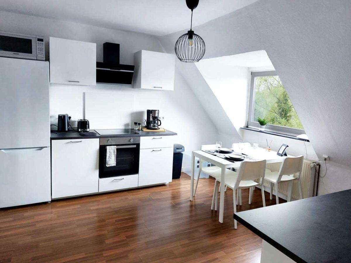 Cozy Apartment With Garden In Gelsenkirchen Extérieur photo